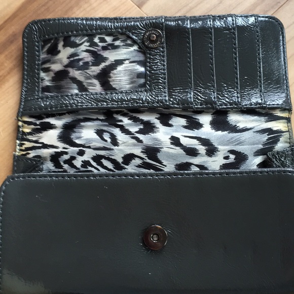 Grey patent leather wallet - Picture 2 of 7
